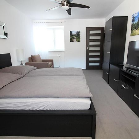 Apartament Krokus Szklarska ชกลาร์สกา ปอเรมบา ภายนอก รูปภาพ